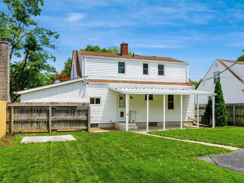 1089 E Dunedin Road, Columbus, OH 43224 Photo 38