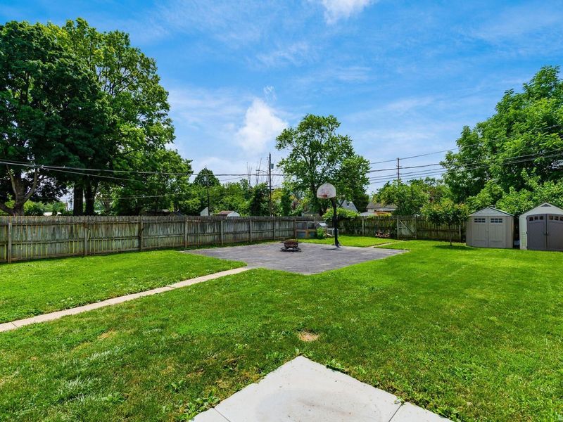 1089 E Dunedin Road, Columbus, OH 43224 Photo 42