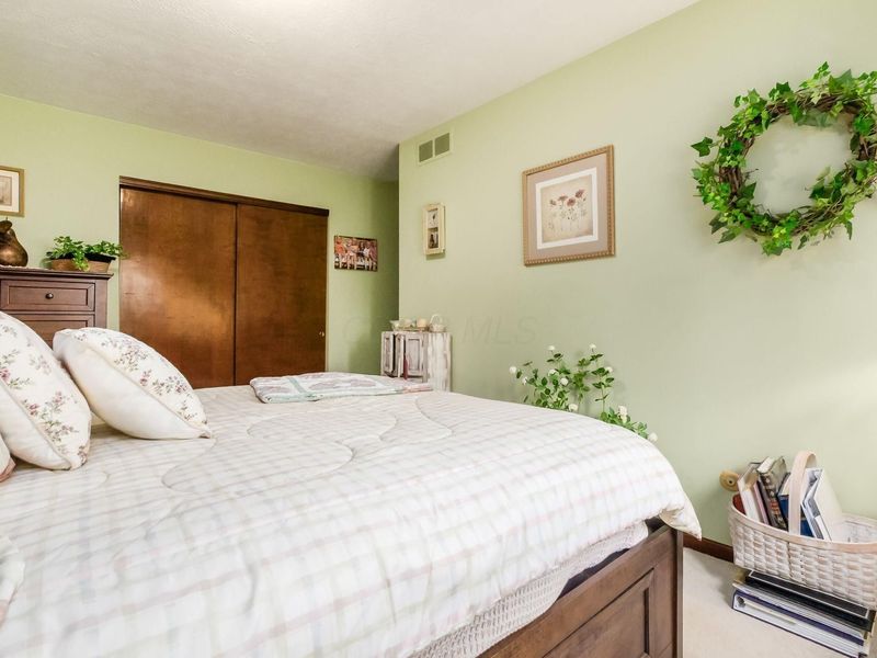 11525 Woodbridge Lane NW, Baltimore, OH 43105 Photo 34