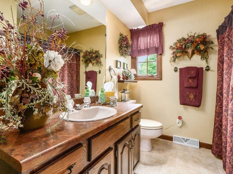 11525 Woodbridge Lane NW, Baltimore, OH 43105 Photo 39
