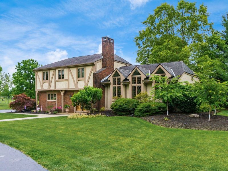11525 Woodbridge Lane NW, Baltimore, OH 43105 Photo 4