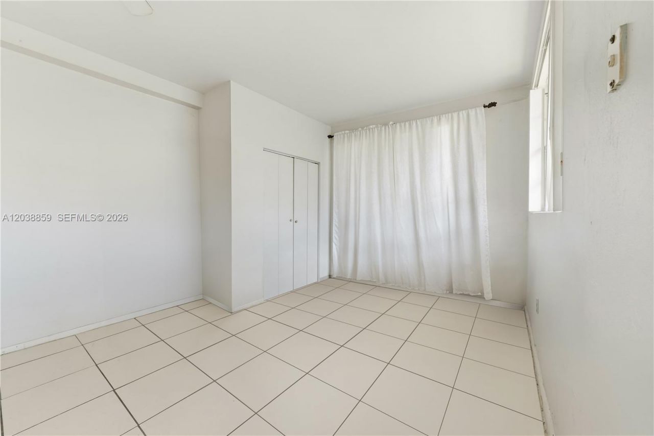 3035 NW 83 St, Miami, FL 33147 Photo