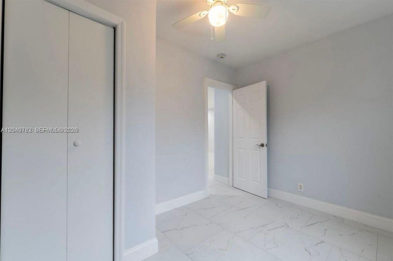 425 NW 14th Way , Fort Lauderdale, FL 33311 Photo