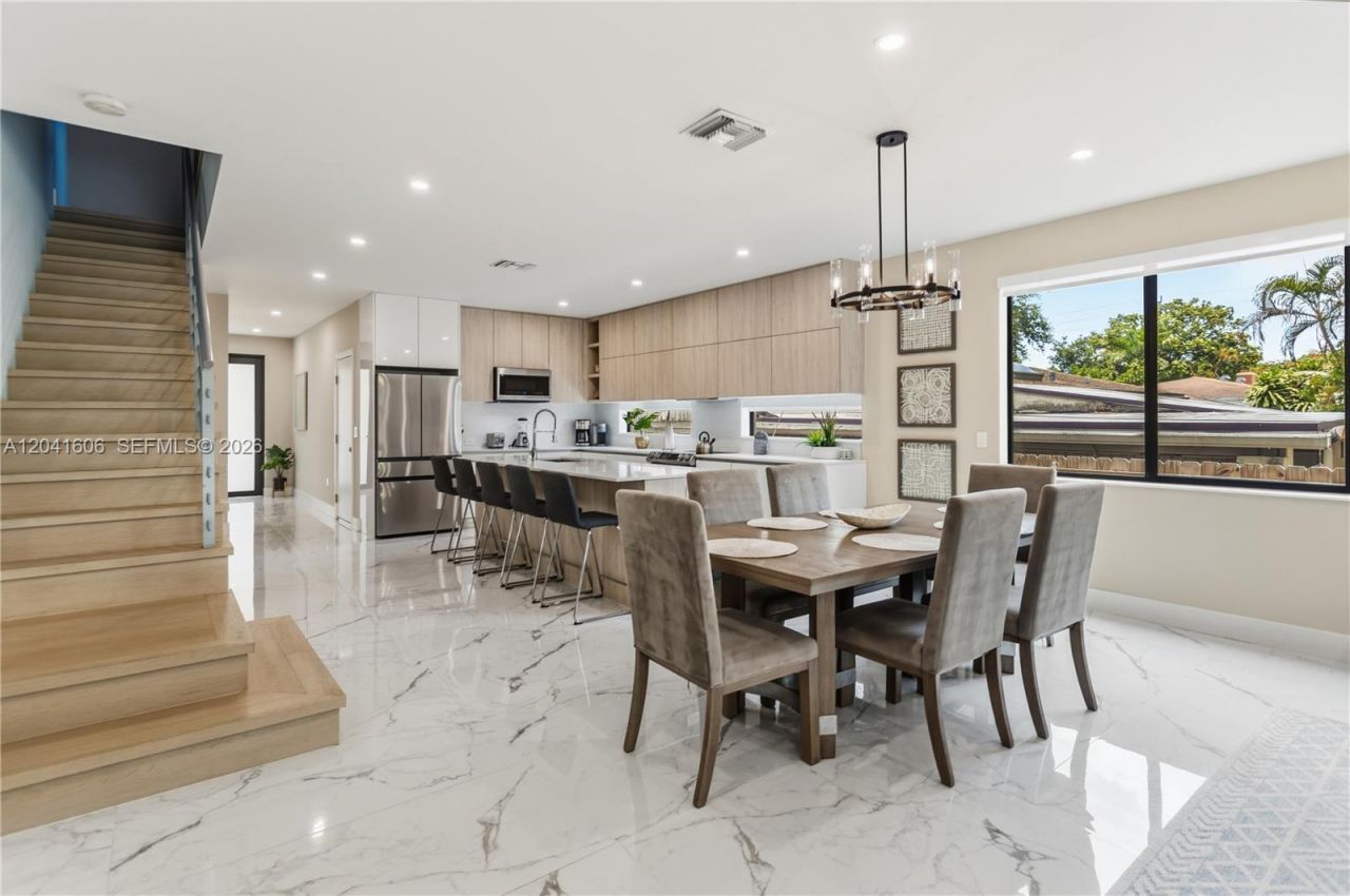 809 SW 10th Ter, Fort Lauderdale, FL 33315 Photo