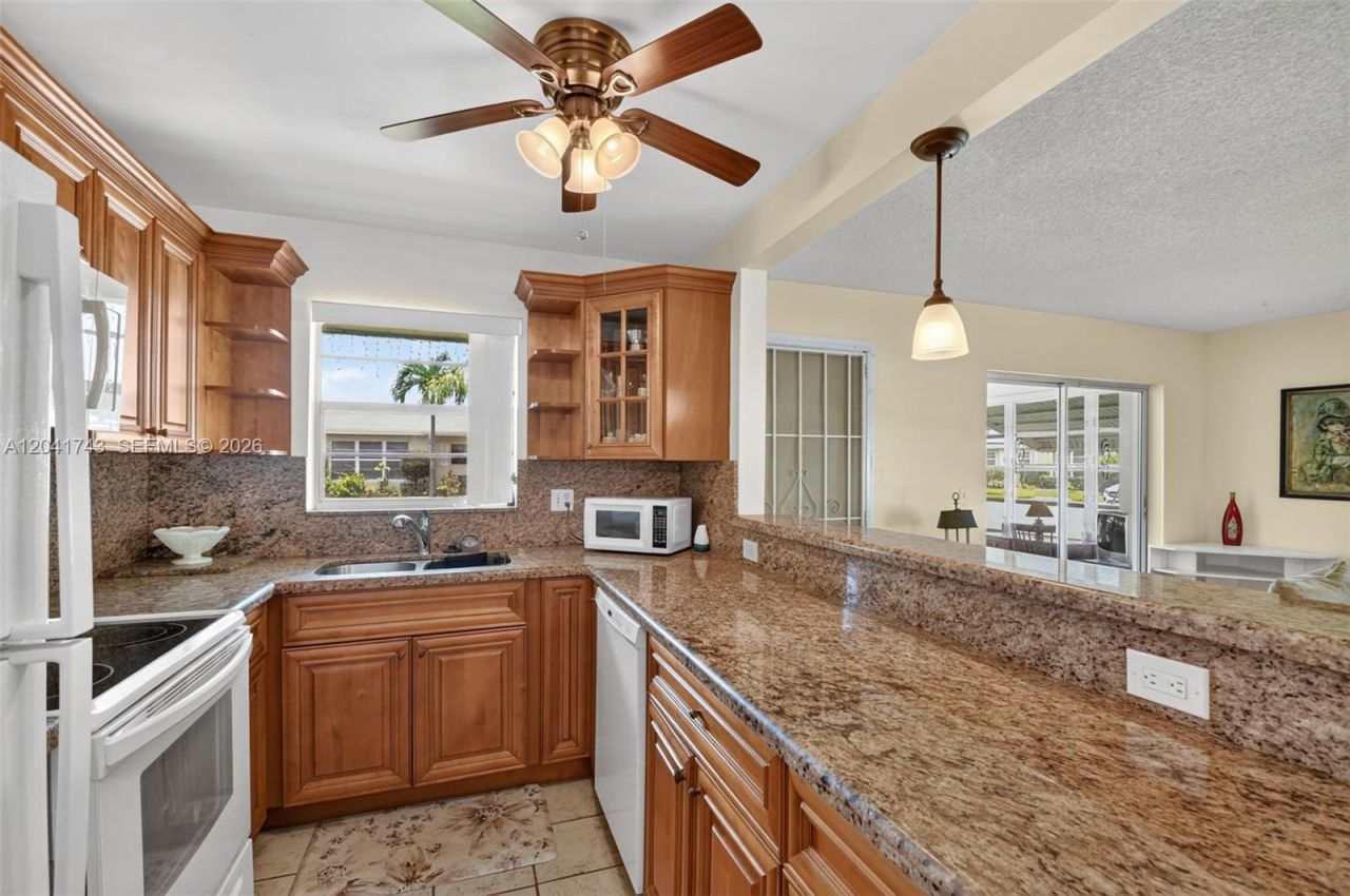 3241 Ridge Hill Rd , Boynton Beach, FL 33435 Photo