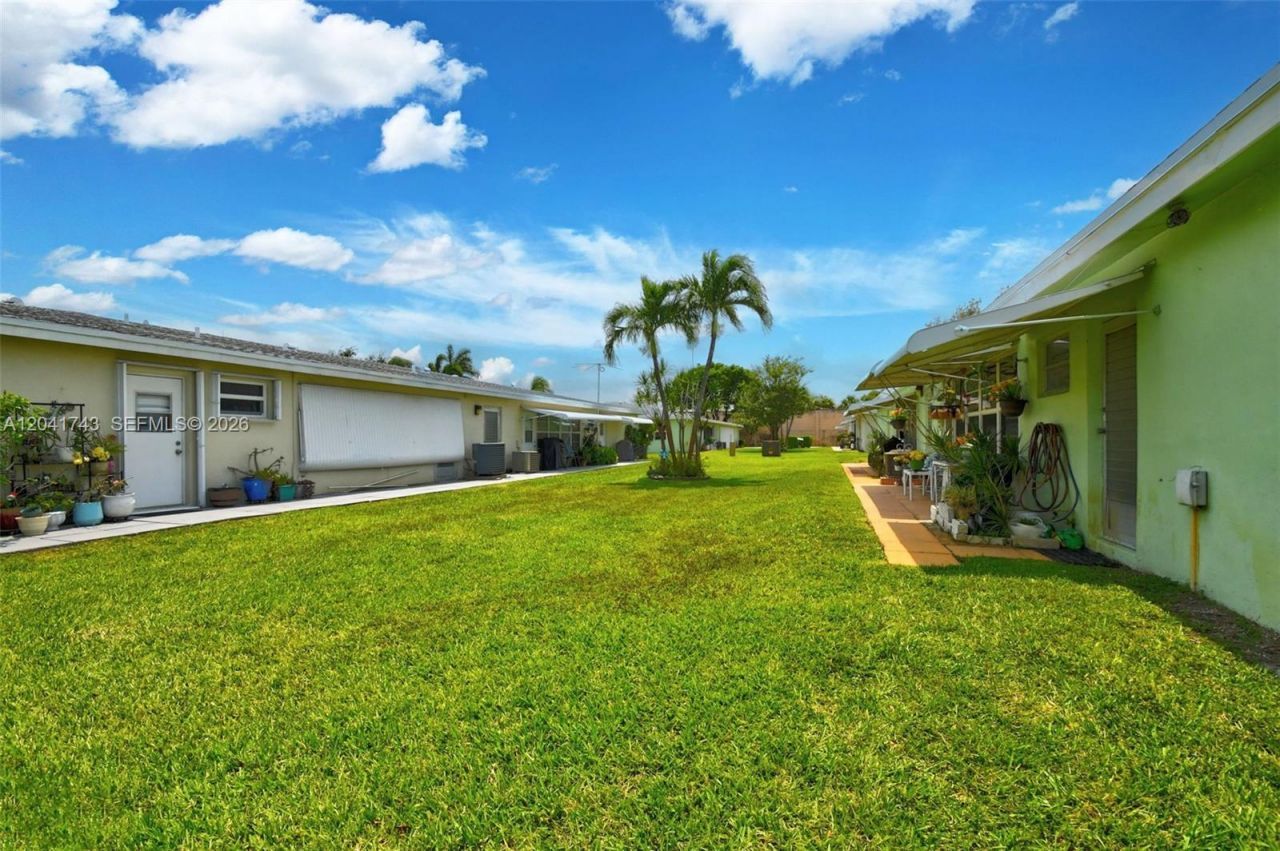 3241 Ridge Hill Rd , Boynton Beach, FL 33435 Photo