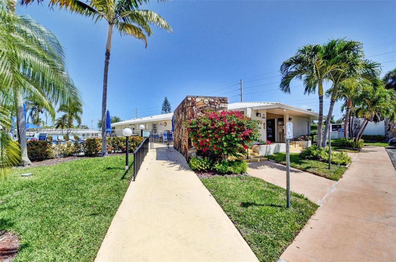 3241 Ridge Hill Rd , Boynton Beach, FL 33435 Photo