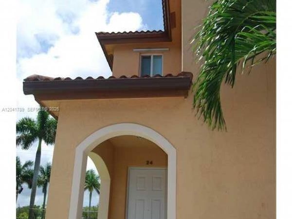 12080 SW 268th St , Unit 24, Homestead, FL 33032