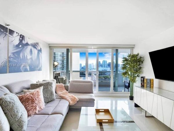 1717 N Bayshore Dr, Unit A-2056, Miami, FL 33132