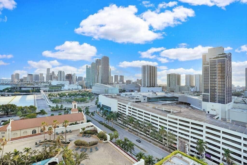 1717 N Bayshore Dr, Unit A-2056, Miami, FL 33132 Photo