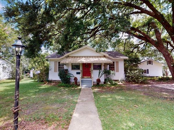 3012 Baronne Street, Mobile, AL 36606