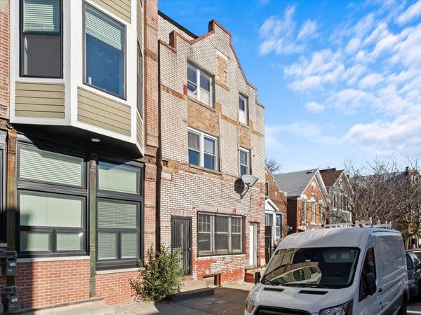 2152 W 21st Street , Unit 1R, Chicago, IL 60608