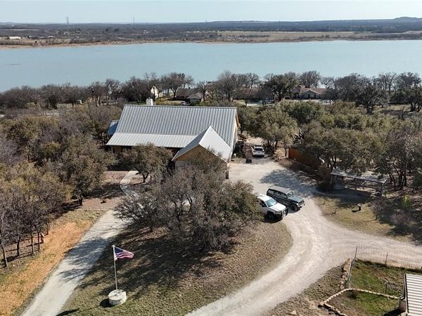 107 Gateway Lane , Graham, TX 76450
