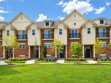 41626 Orianna Lane, Novi, MI 48375