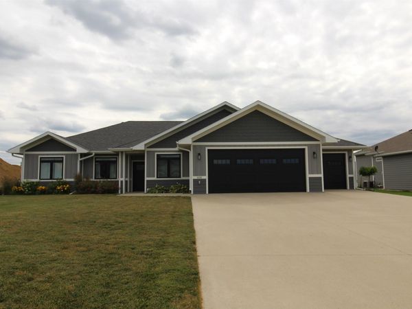 606 Country Lane, Kingsley, IA 51028