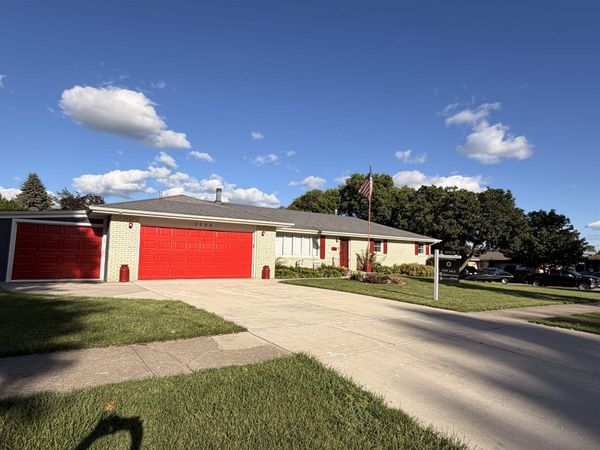 3505 Bently Drive, ROCKFORD, IL 61101