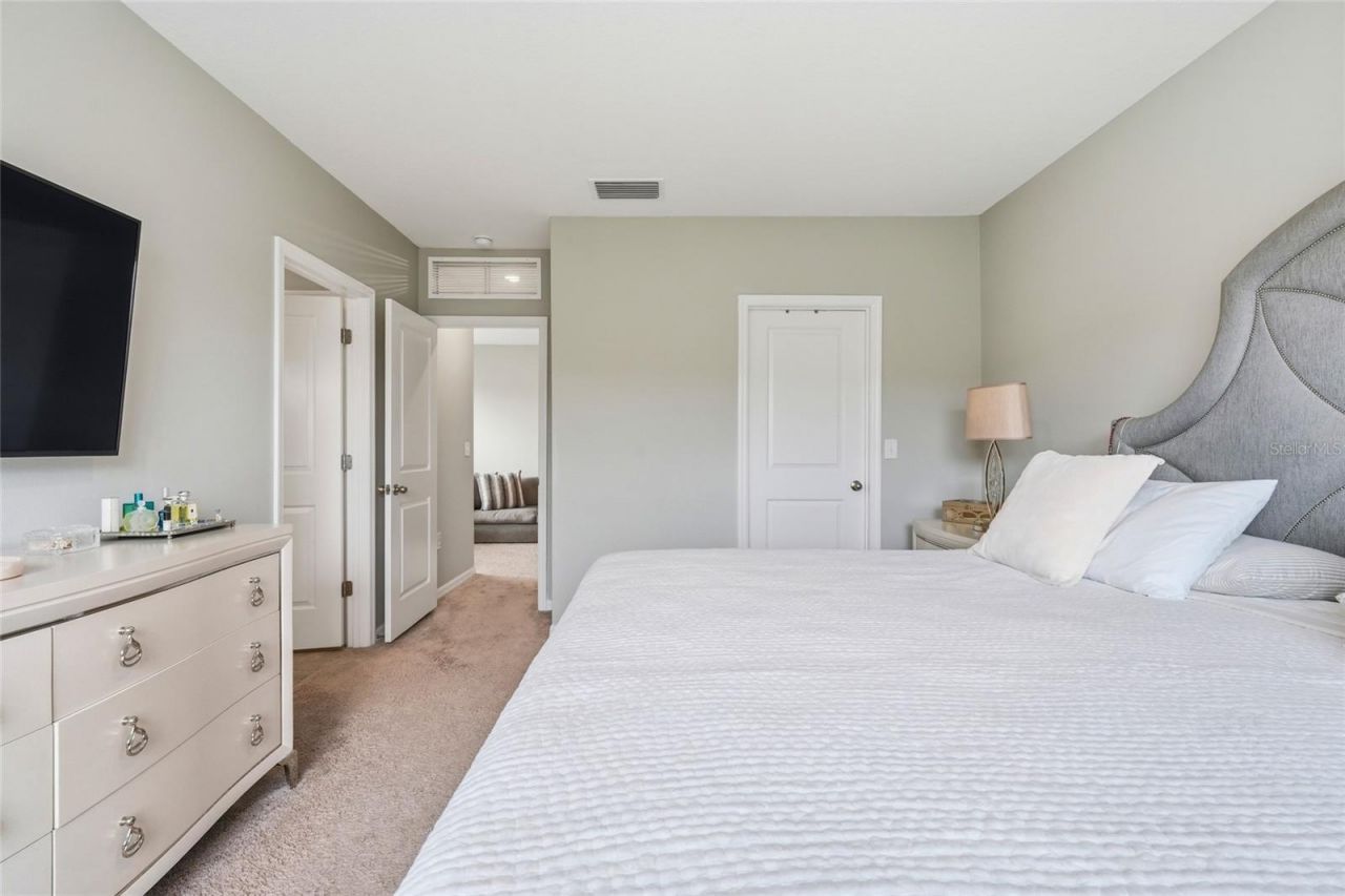 6537 Serenity Fall Lane, Sarasota, FL 34240 Photo