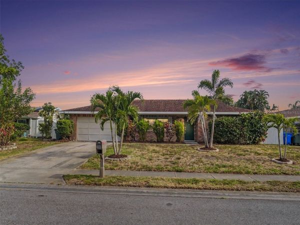 3907 23RD AVENUE W, BRADENTON, FL 34205