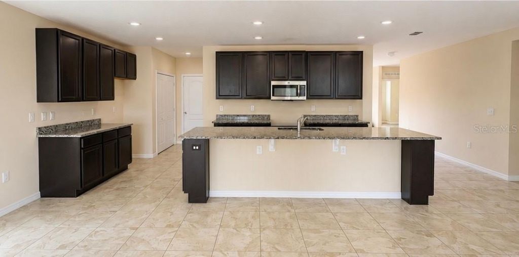 5332 NW Wisk Fern Circle, Port Saint Lucie, FL 34986 Photo