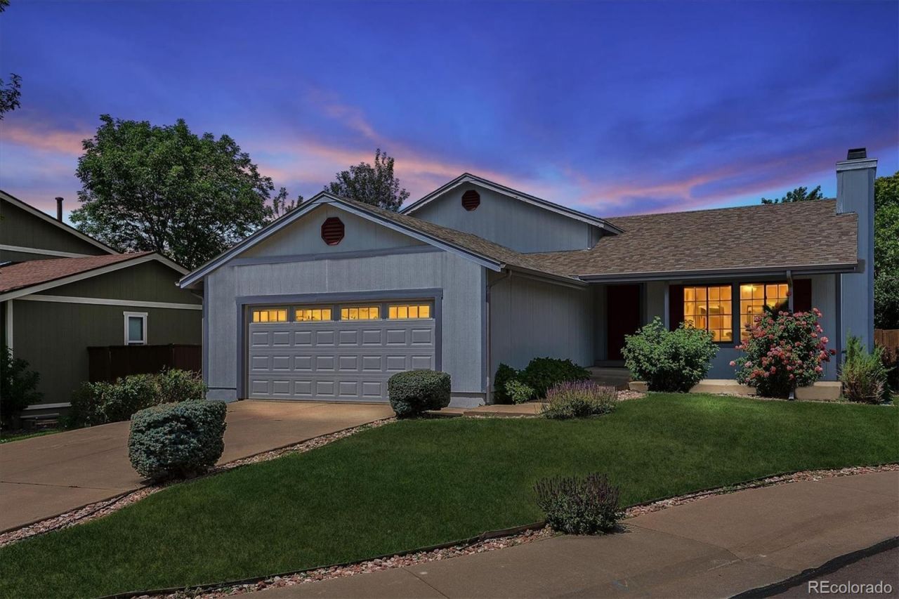 8954 S Round Rock Street, Highlands Ranch, CO 80126 Main Photo