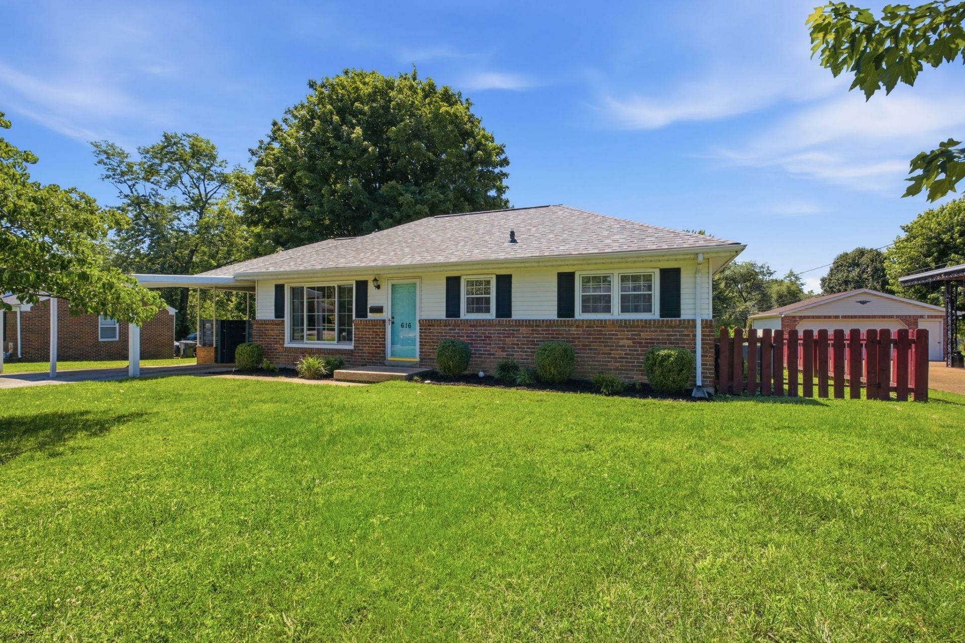 616 Hyde Park Ave, Gallatin, TN 37066 Main Photo