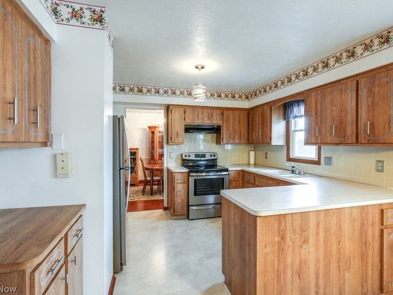 4124 Coral Gables Drive, Parma, OH 44134 Photo 11