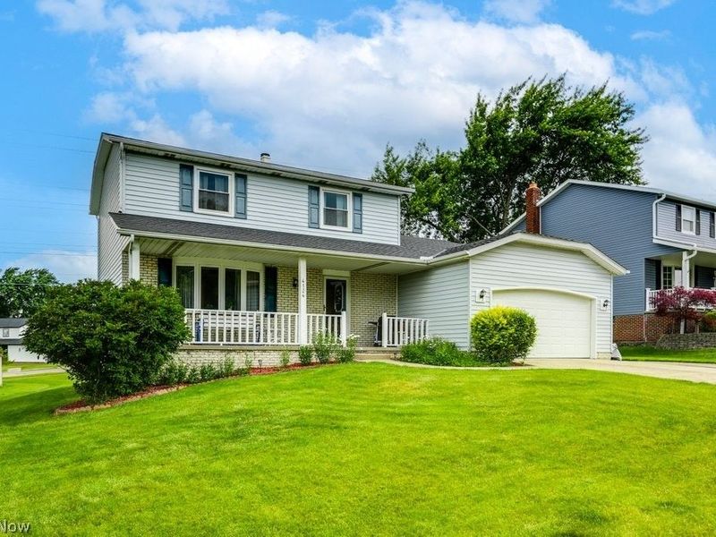 4124 Coral Gables Drive, Parma, OH 44134 Photo 2