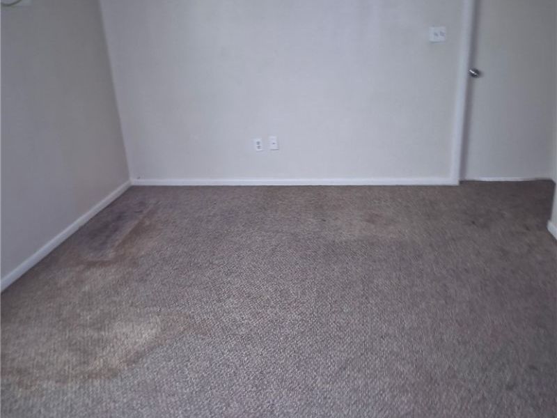 640 Lakeside Drive, Unit 8, Cambridge, OH 43725 Photo 3