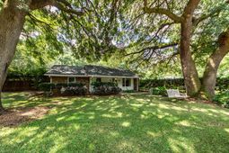 5717 San Flora Avenue photo 4