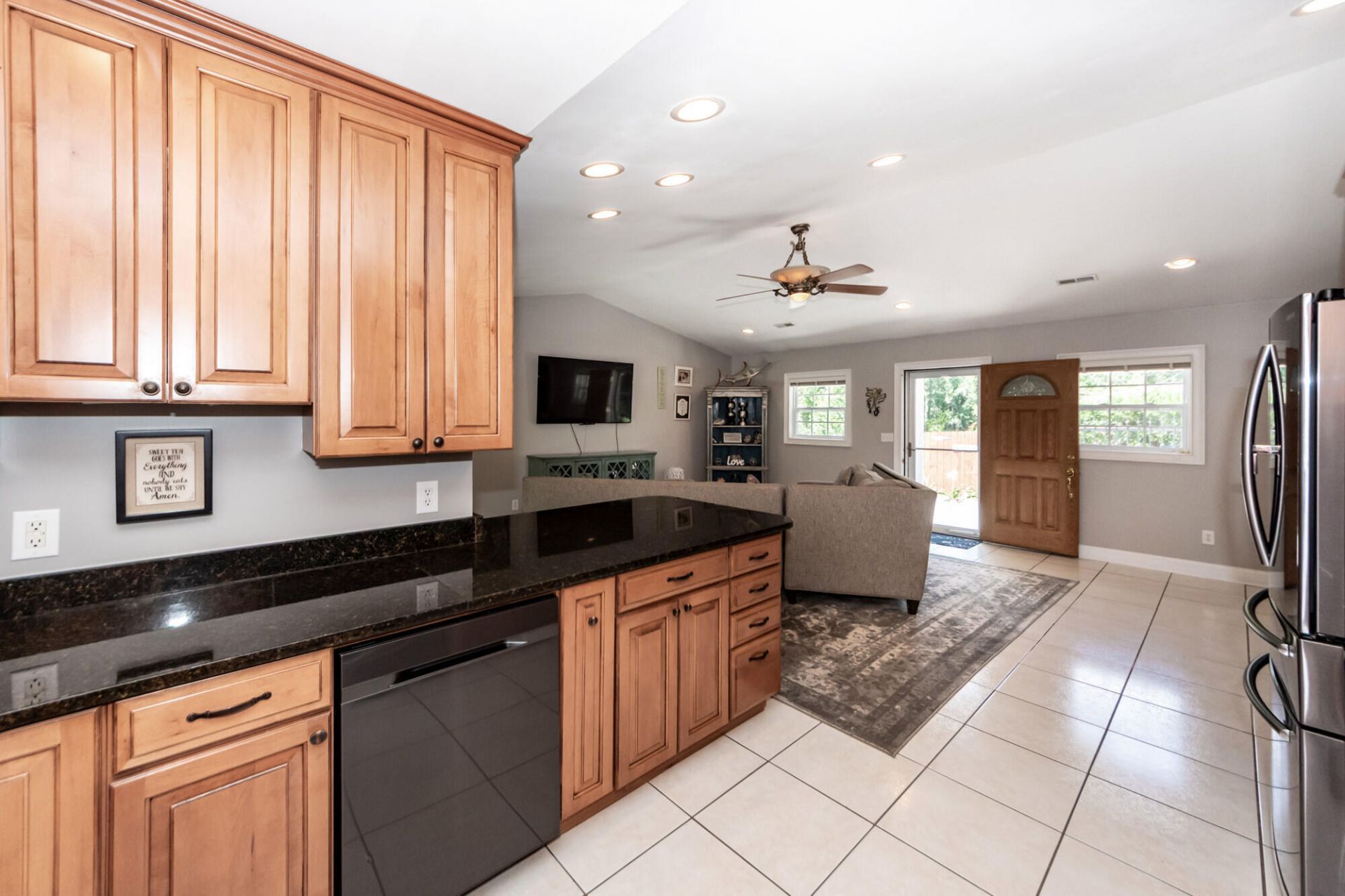 5717 San Flora Avenue Photo 26