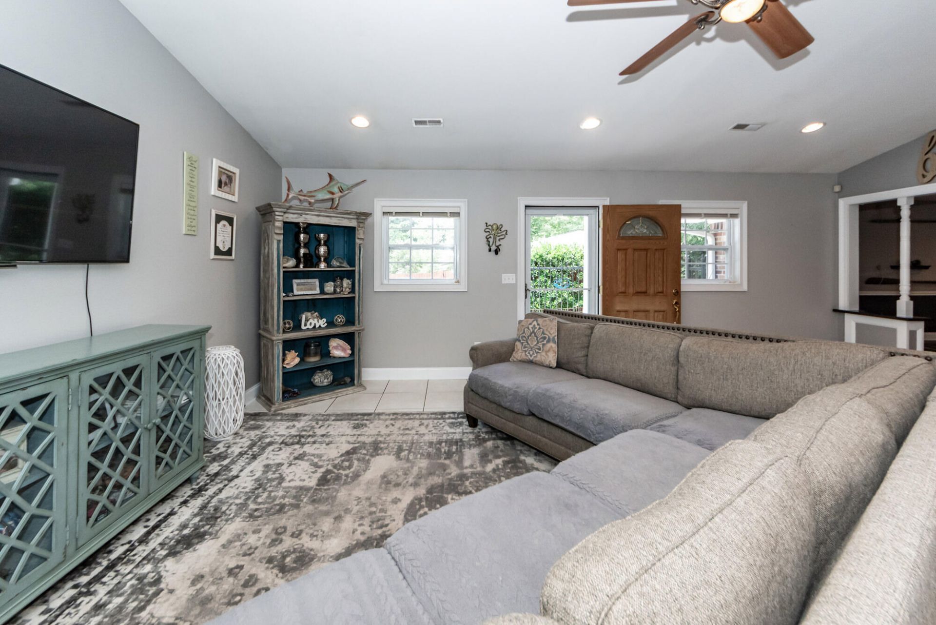 5717 San Flora Avenue Photo 31