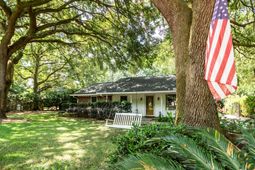 5717 San Flora Avenue photo 4