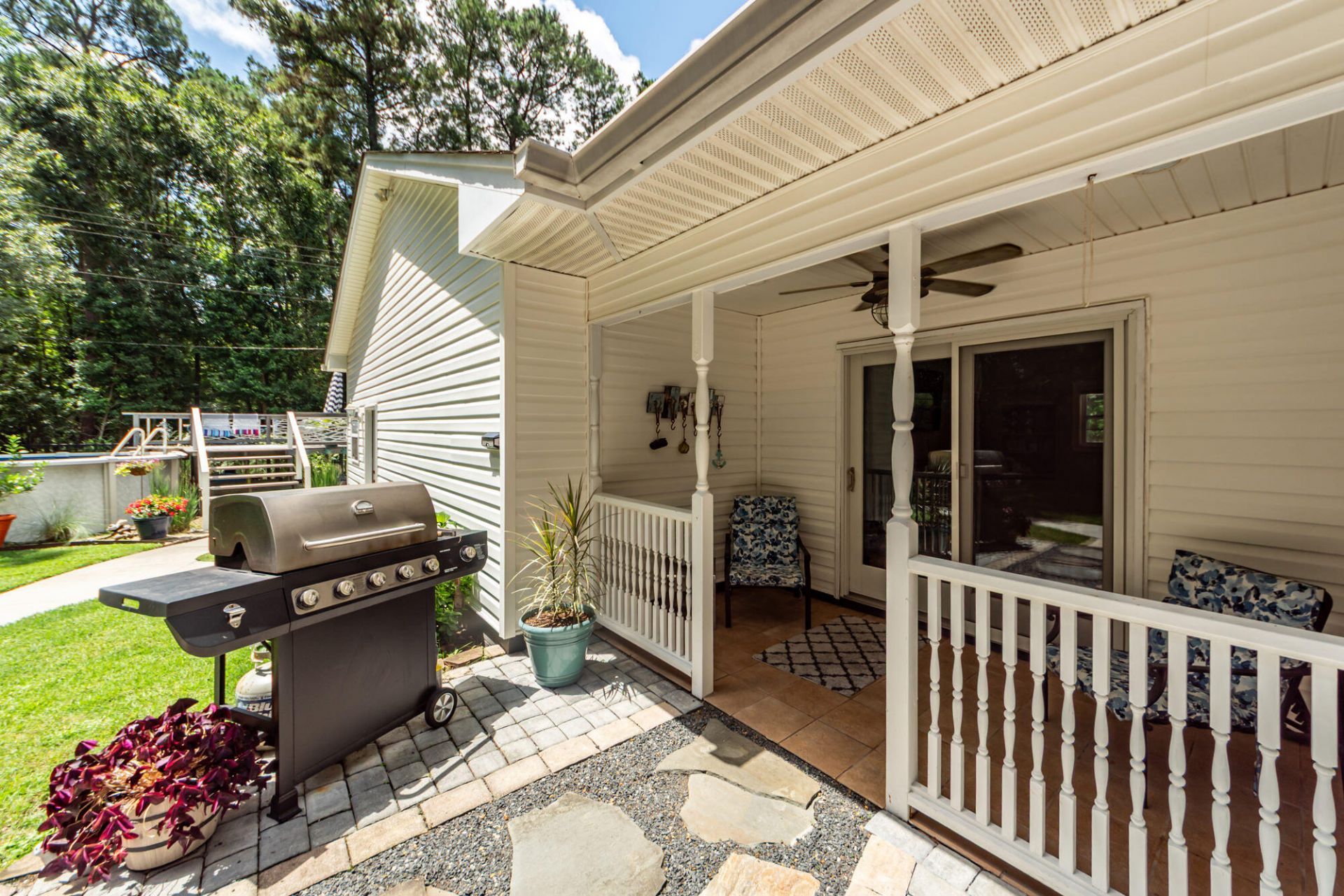 5717 San Flora Avenue Photo 54