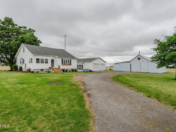 8828 County Road 313 , Findlay, OH 45840