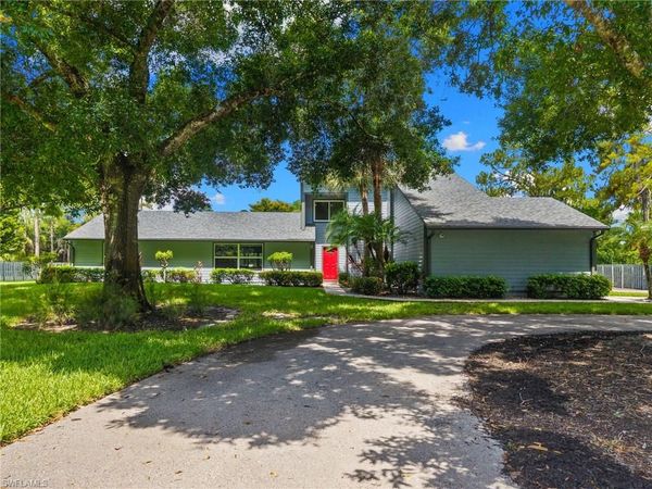 201 Perkins DR , NAPLES, FL 34119