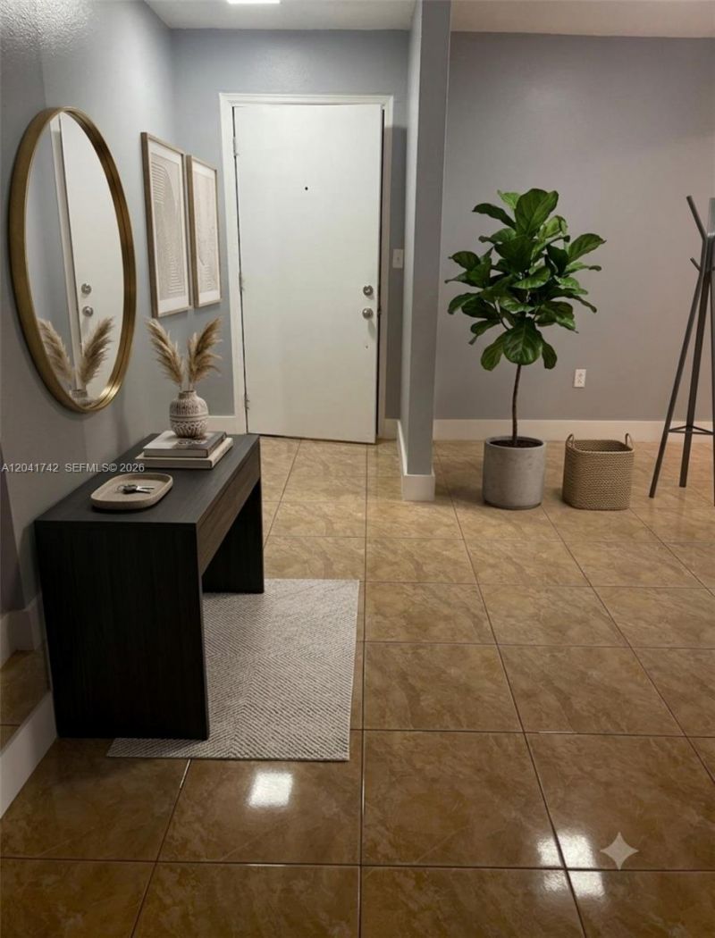 6950 W 6th Ave, Unit 308, Hialeah, FL 33014 Photo