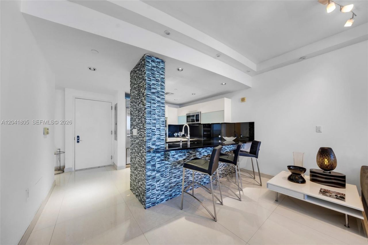17121 Collins Ave , Unit 1406, Sunny Isles Beach, FL 33160 Photo