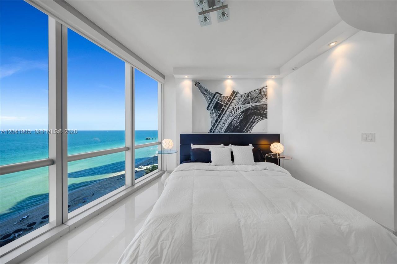 17121 Collins Ave , Unit 1406, Sunny Isles Beach, FL 33160 Photo