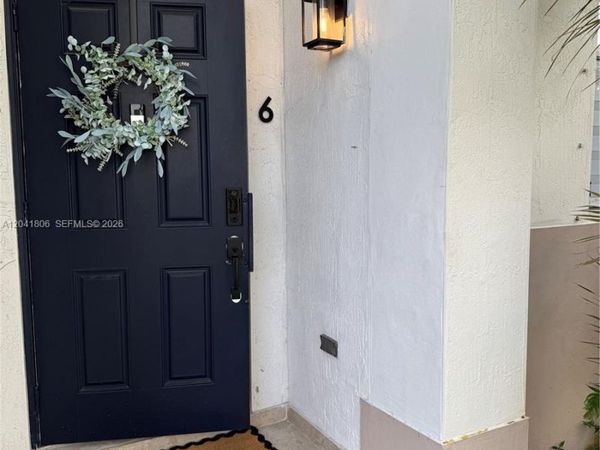 8037 W 36th Ave , Unit 6, Hialeah, FL 33018