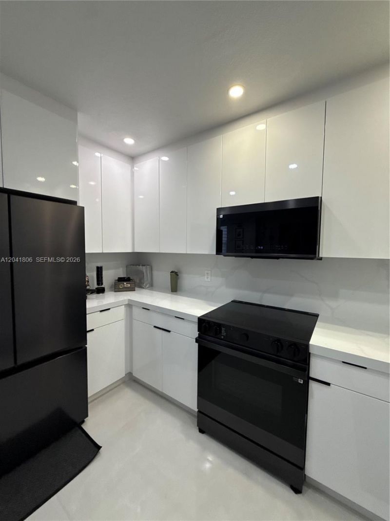 8037 W 36th Ave , Unit 6, Hialeah, FL 33018 Photo