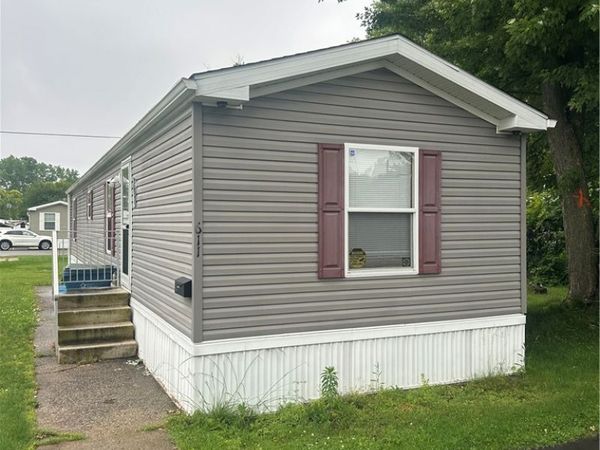 611 C Street, Niagara Falls, NY 14304