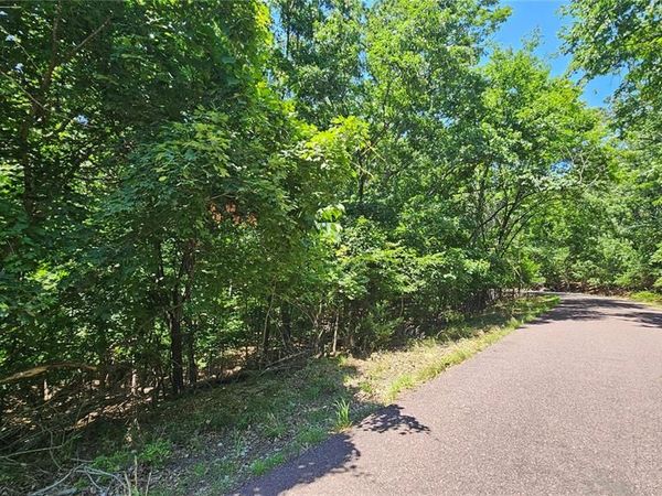 554 Friar Tuck Lane , Lake Sherwood, MO 63357