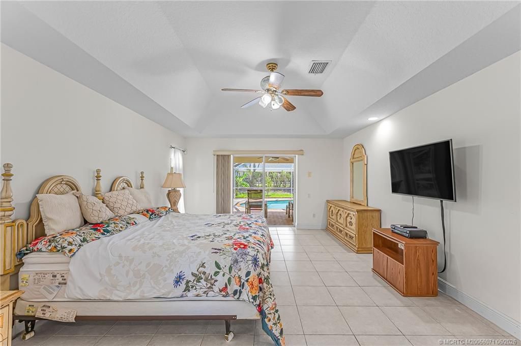 524 SE Nome Drive , Port Saint Lucie, FL 34984 Photo