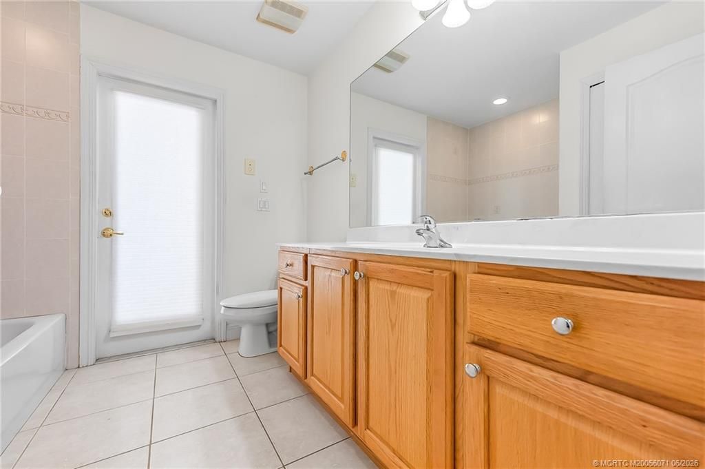 524 SE Nome Drive , Port Saint Lucie, FL 34984 Photo