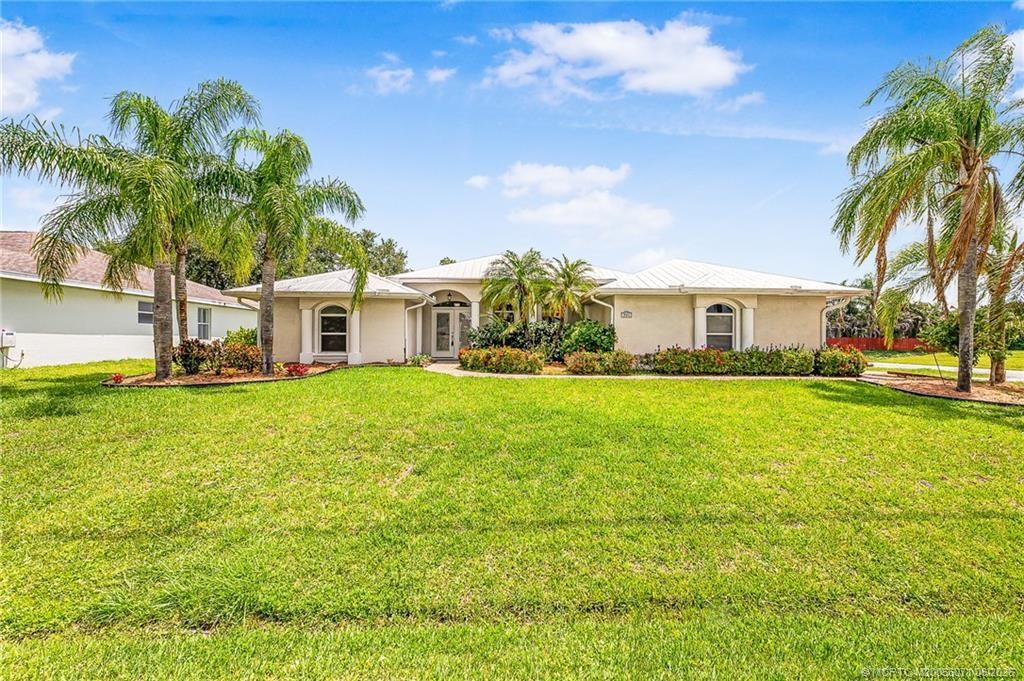524 SE Nome Drive , Port Saint Lucie, FL 34984 Photo