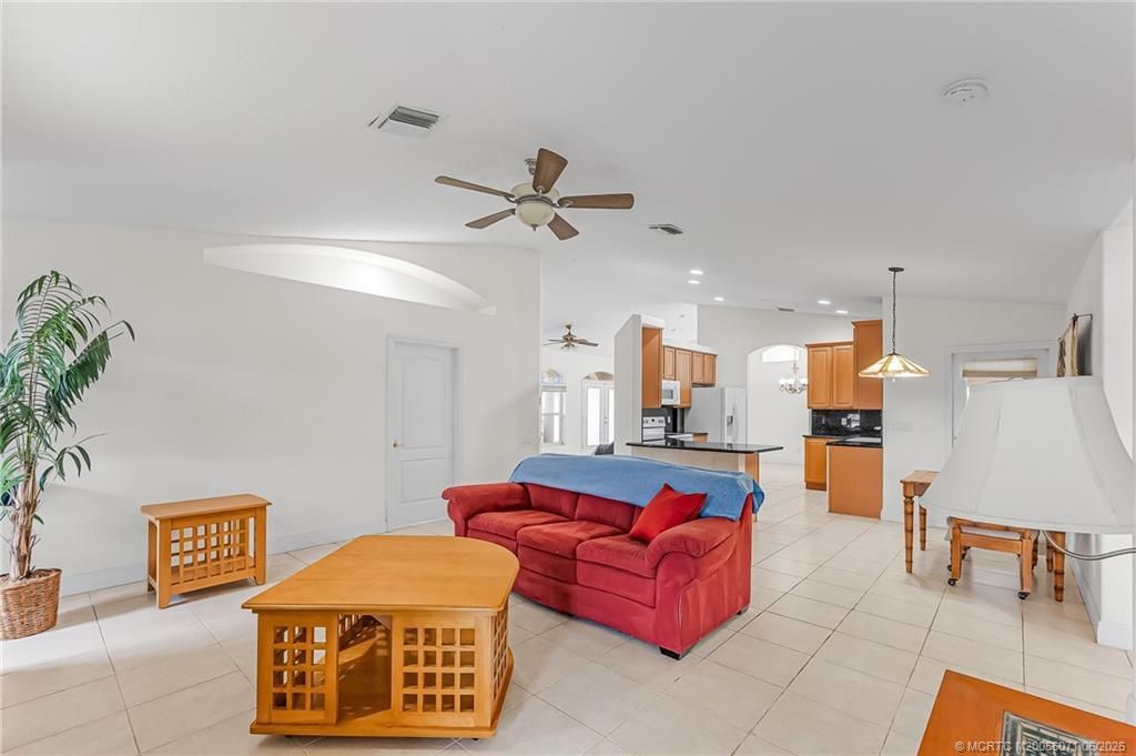 524 SE Nome Drive , Port Saint Lucie, FL 34984 Photo
