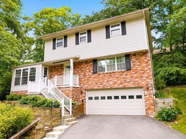 106 Forest Drive, Morgantown, WV 26505