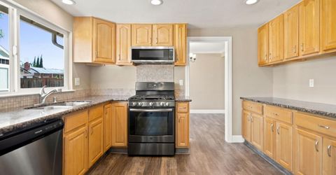 851 Tennis Ln, Tracy, CA 95376 Photo