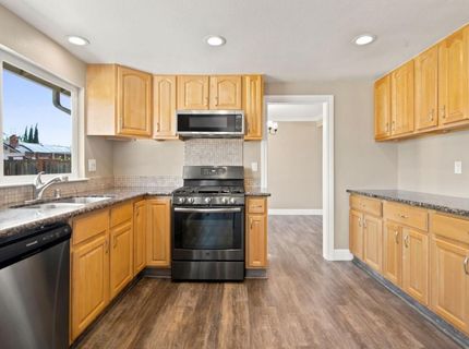 851 Tennis Ln, Tracy, CA 95376 Photo