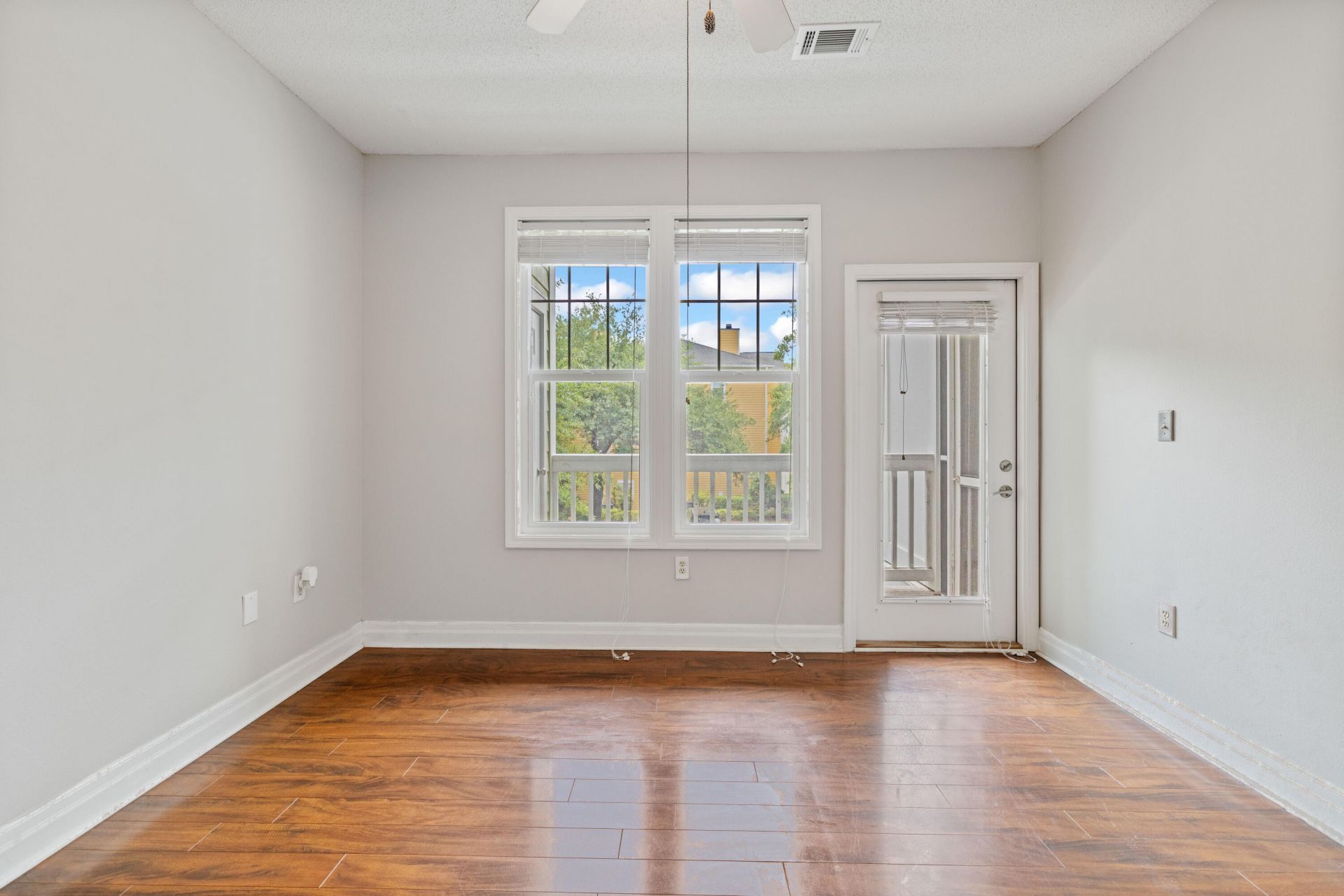2322 Chatelain Way Photo 16